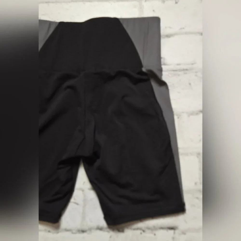 MICHI Vibe Bike Shorts - Black/Grey